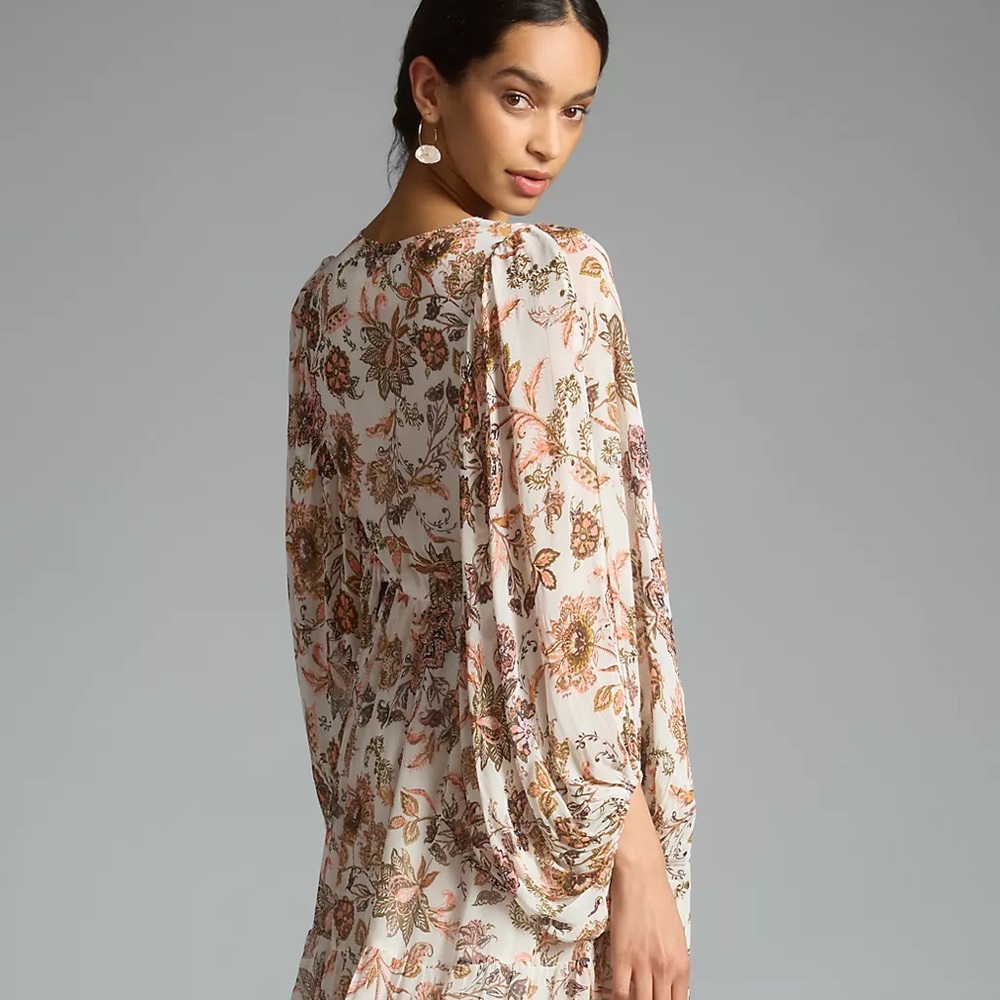 V-Neck Long-Sleeve Floral Paisley Maxi Dress - Picture 12 of 15